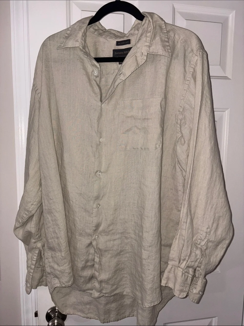 Banana Republic Relaxed Irish Linen Button-Down in Beige